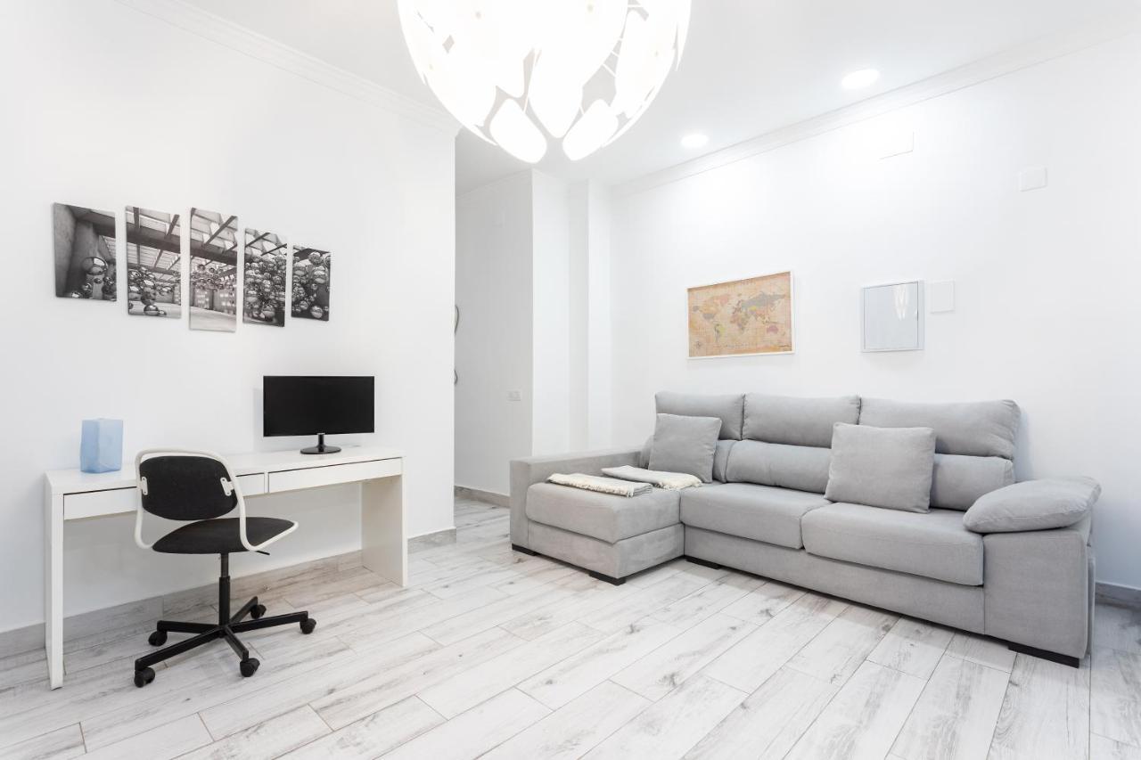 Apartamento Carmen Malaga Zewnętrze zdjęcie